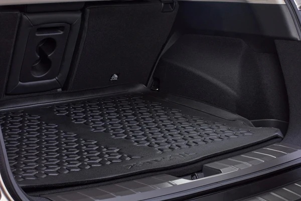 Килимок багажника гнучкий, двохсторонній (ворсовий і гумовий) X-Trail T33 (37412)