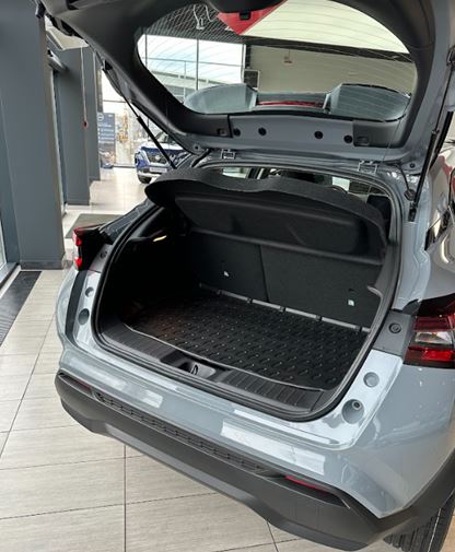 Килимок багажника гнучкий, гумовий, верхній JUKE F16 (35055)