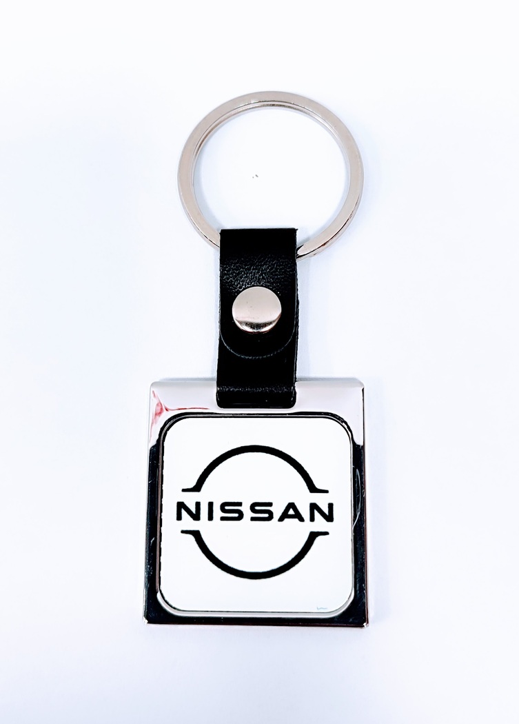 Брелок Nissan, білий квадратний (41524)