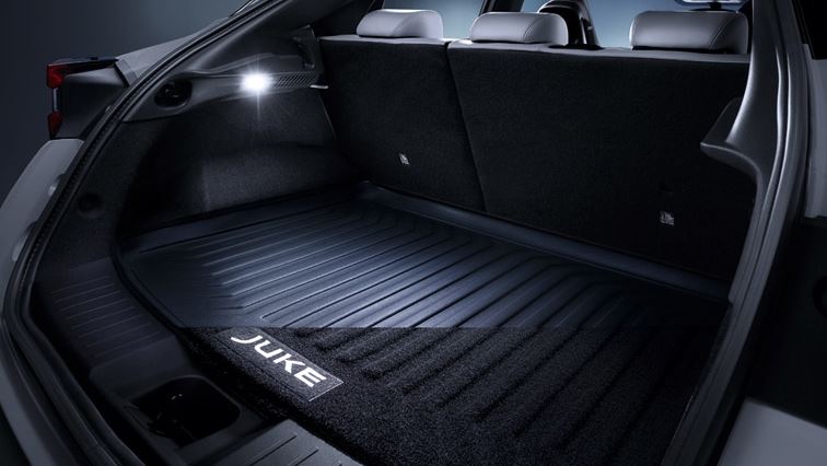 Килимок багажника гнучкий, двохсторонній (ворсовий і гумовий) JUKE F16 (35050)