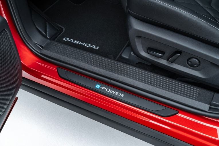 Накладки порогів(тільки передні), з підсвіткою, QASHQAI J12 e-Power (35374)