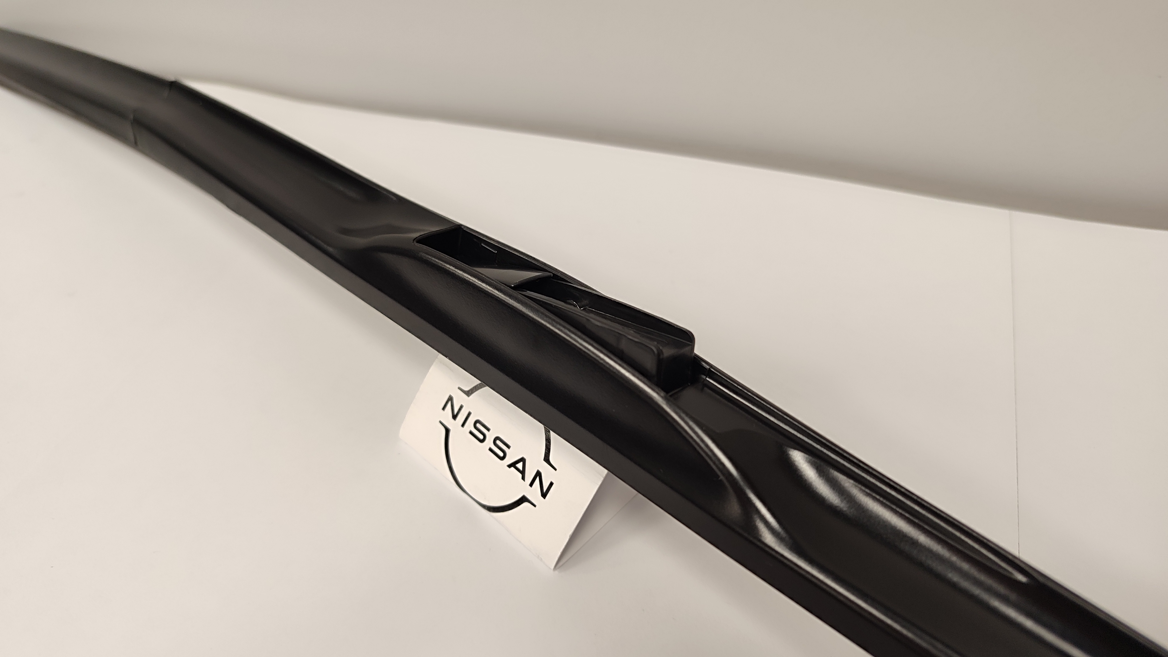 Щітка склоочисника права Qashqai J12, гібридна (44415)
